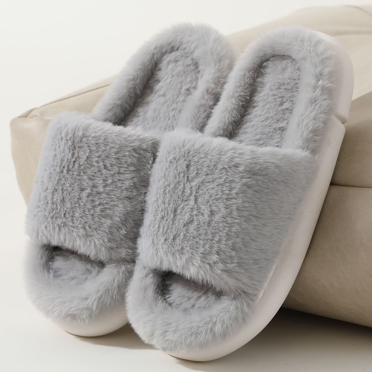 Eva Fluffy Slippers